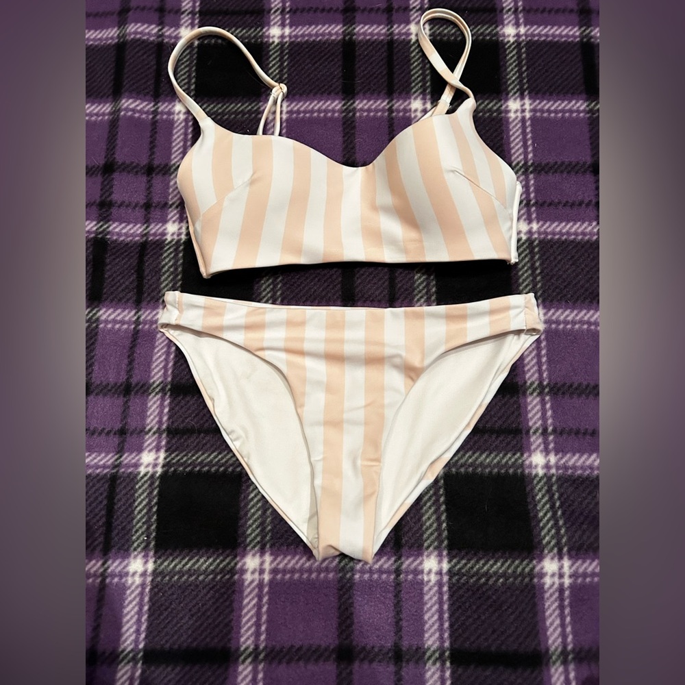Victoria Secret Essential Bikini Set